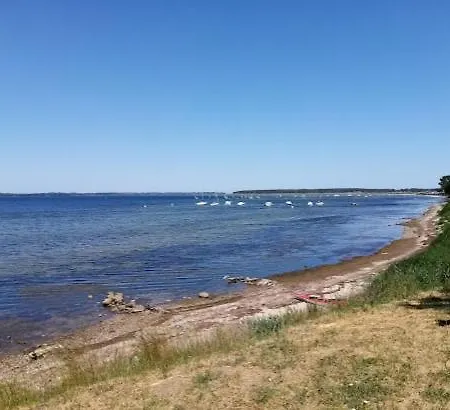 Ostseecamping Am Salzhaff キャンプ場 Pepelow