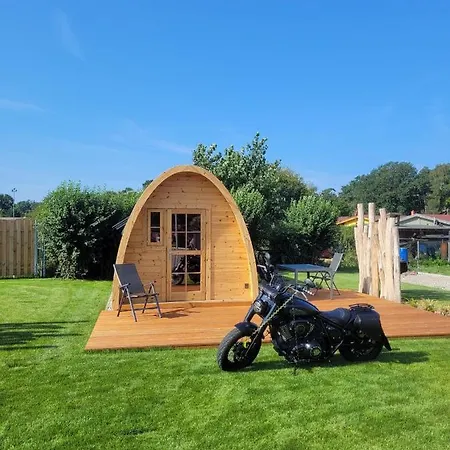 Kemping Ostseecamping Am Salzhaff